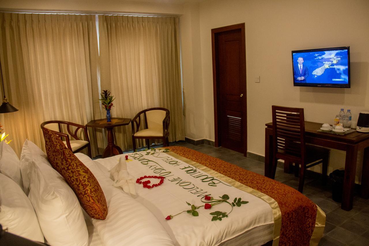 Day Sunrise Boutique Hotel เสียมราฐ ภายนอก รูปภาพ
